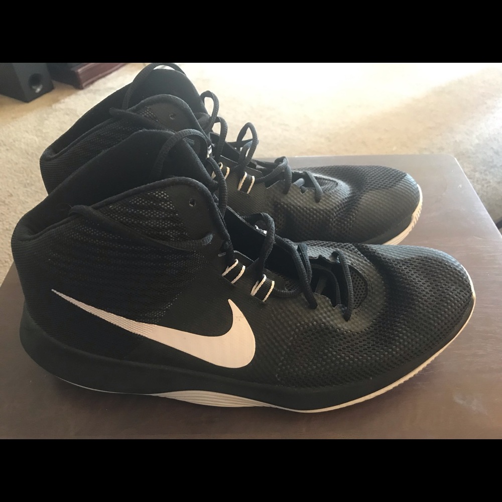 Nike Air Precision